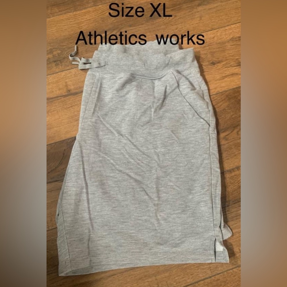 Athletic works shorts women’s